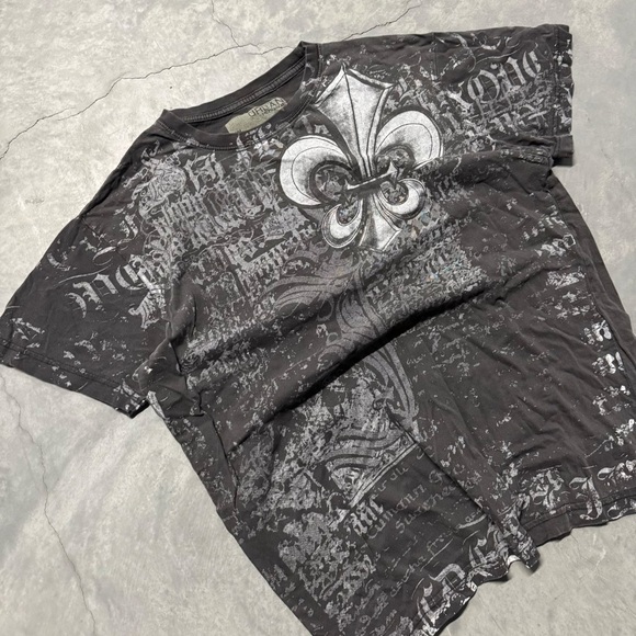 Urban Heritage Other - Urban Heritage Black and Gray Graphic Tee